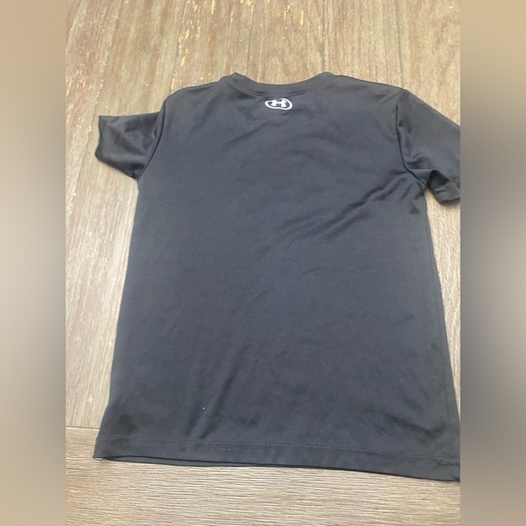 Under Armour Dri Fit Crew Necvk Black Short  Sleeve T Shirt Size 7 - Picture 3 of 4